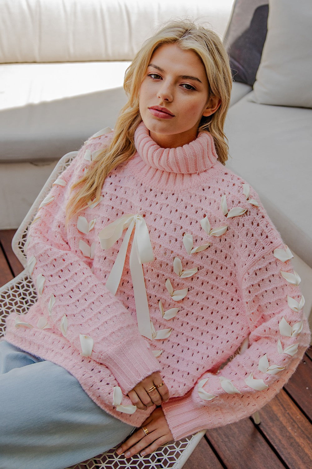 Bow Lace Point Turtle Neck Sweater