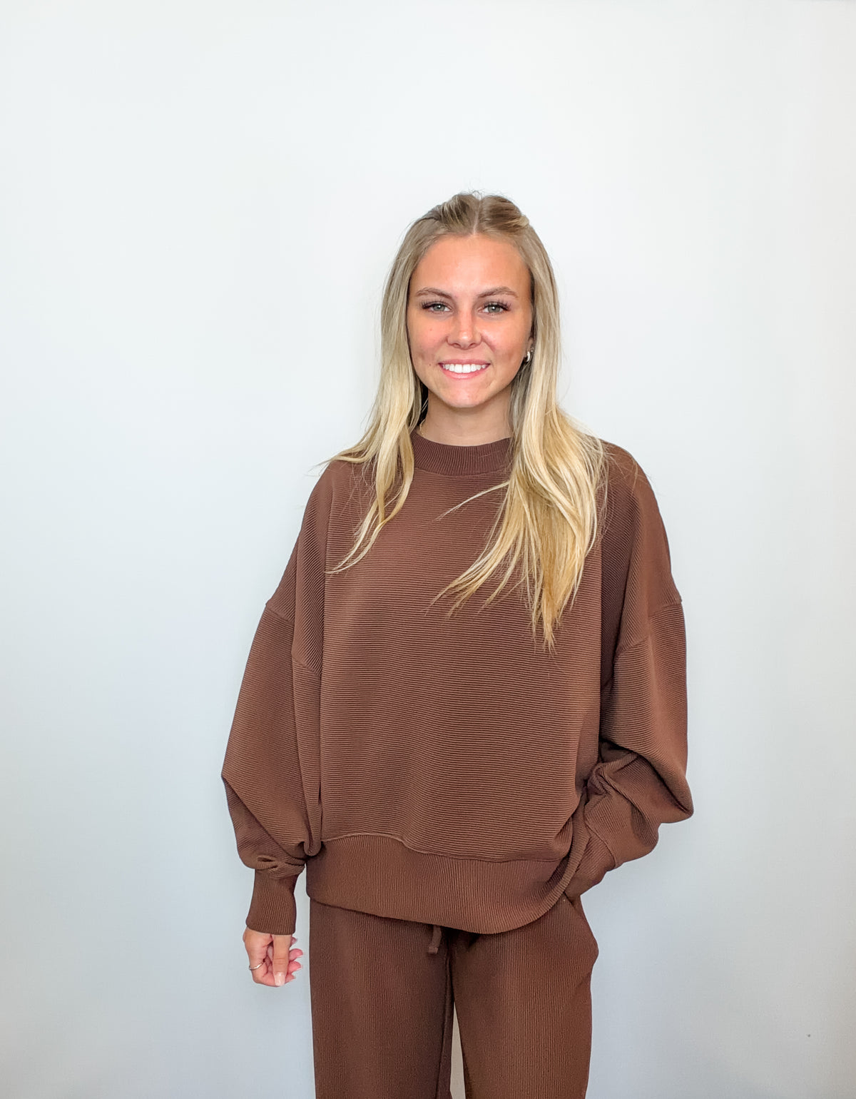 Ribbed Round Neck Pullover & Pants Set