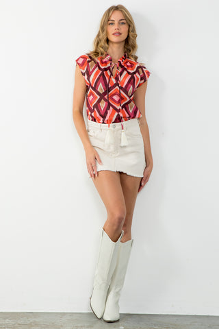 Short Sleeve Pattern Tassel Tie Top