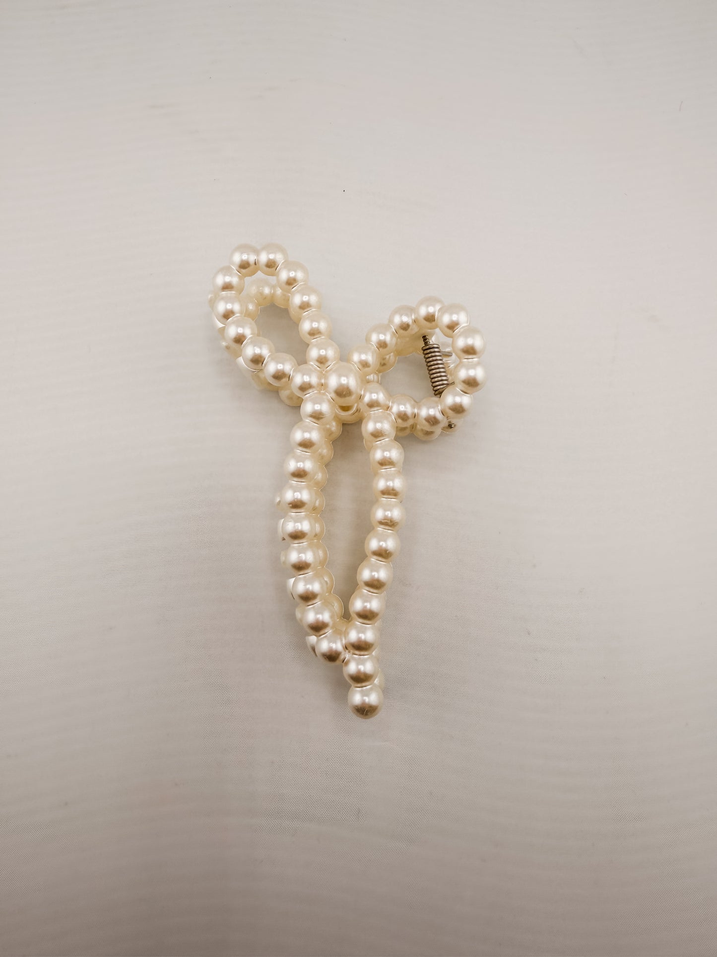 Pearl Hair Claw Clips