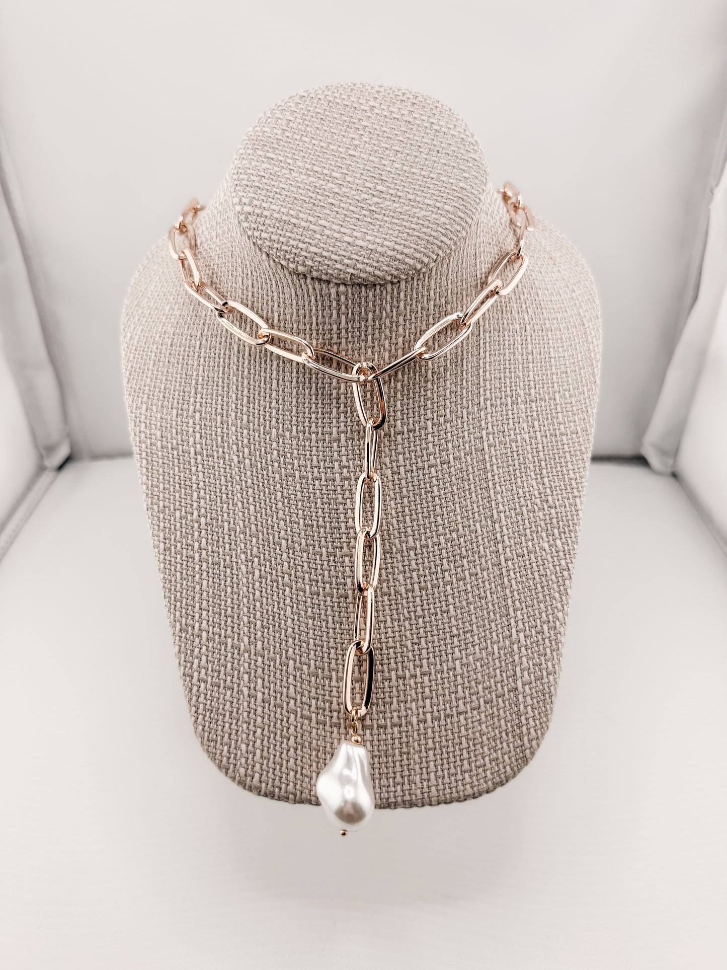 Olean Baroque Pearl Link Y Necklace