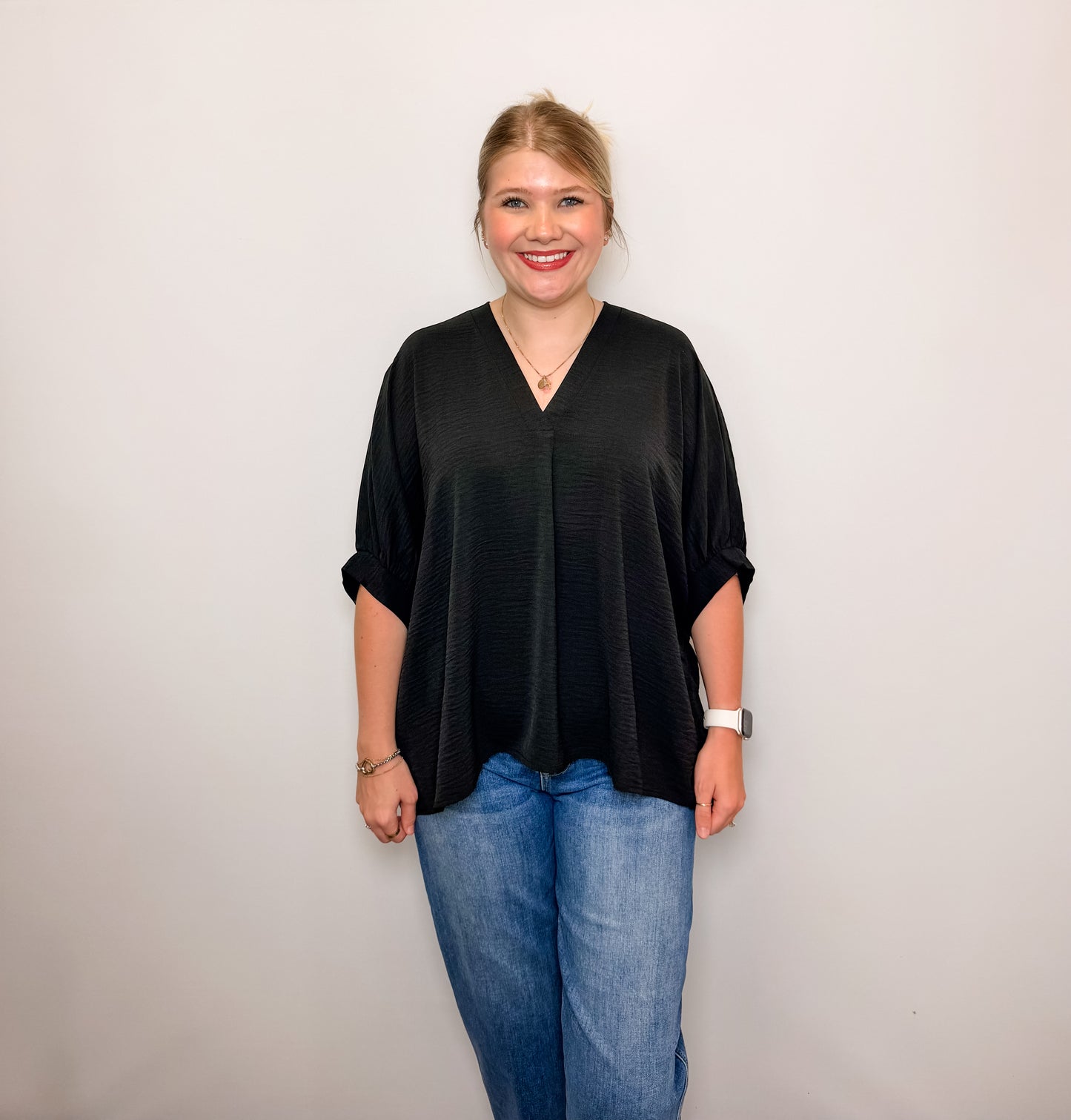 Woven Airflow V-Neck Puff Half Sleeve Top