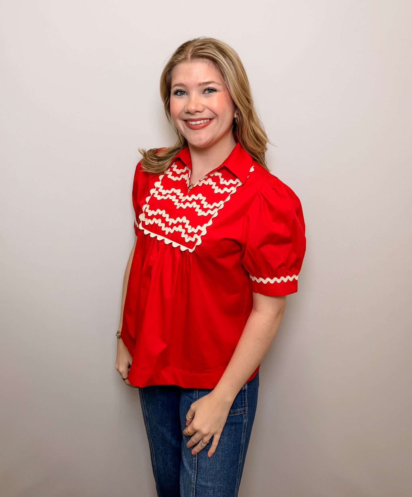 Ric-Rac Trim Accent Solid Top