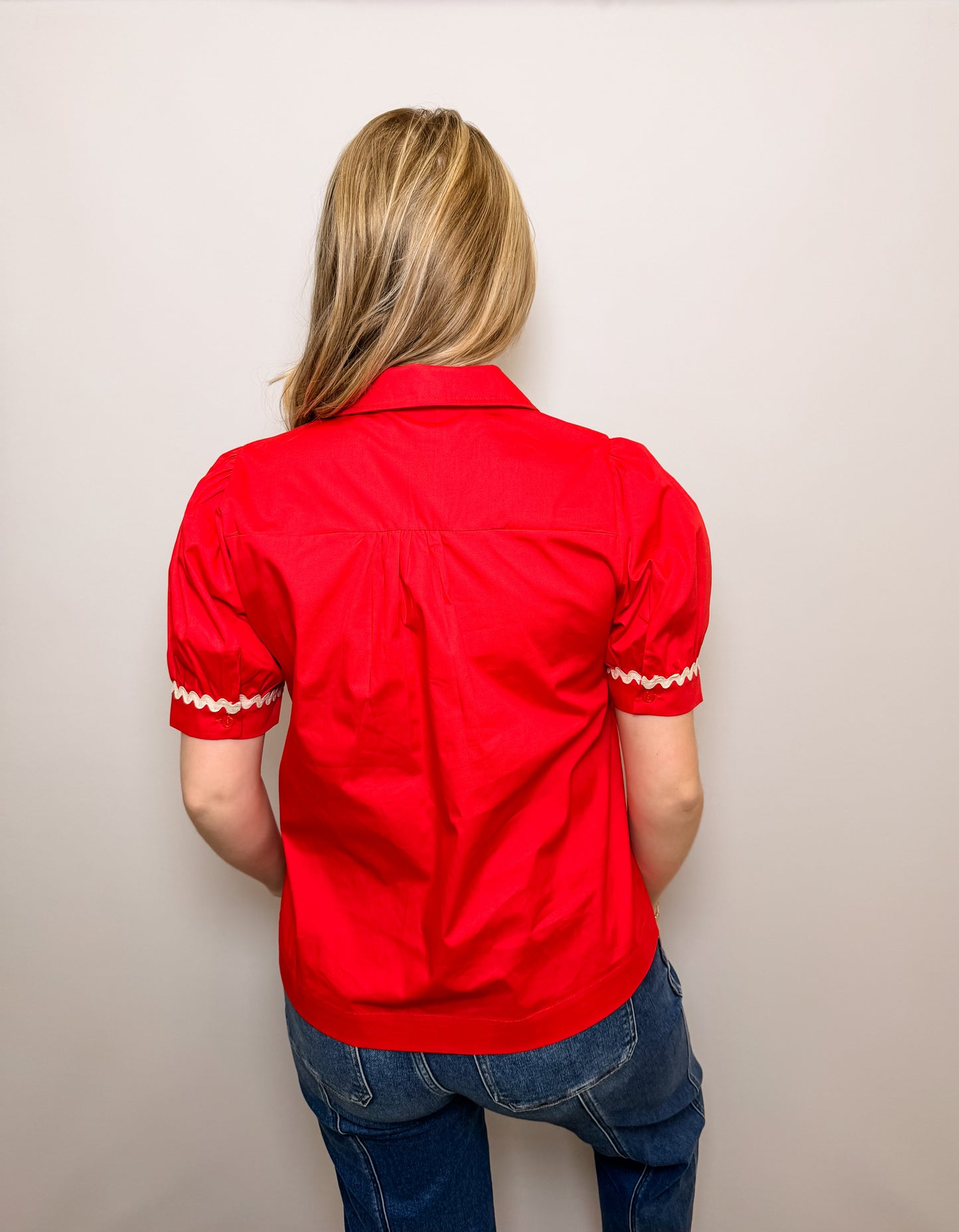 Ric-Rac Trim Accent Solid Top