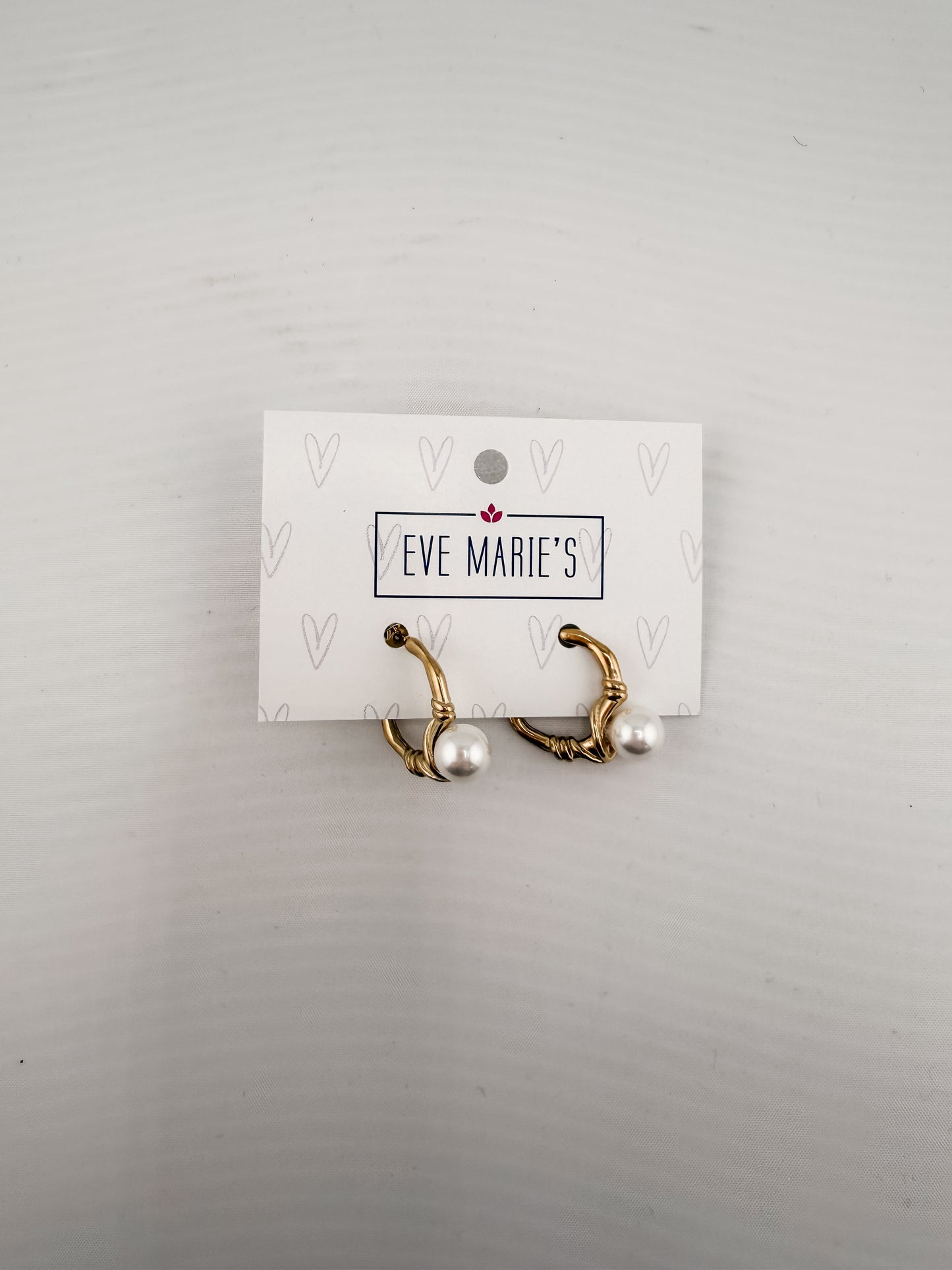 Pearl Kiss Hoops