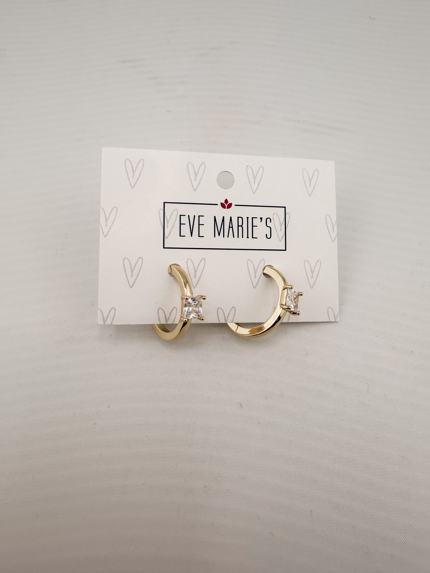 Luxe Solitaire Hoop
