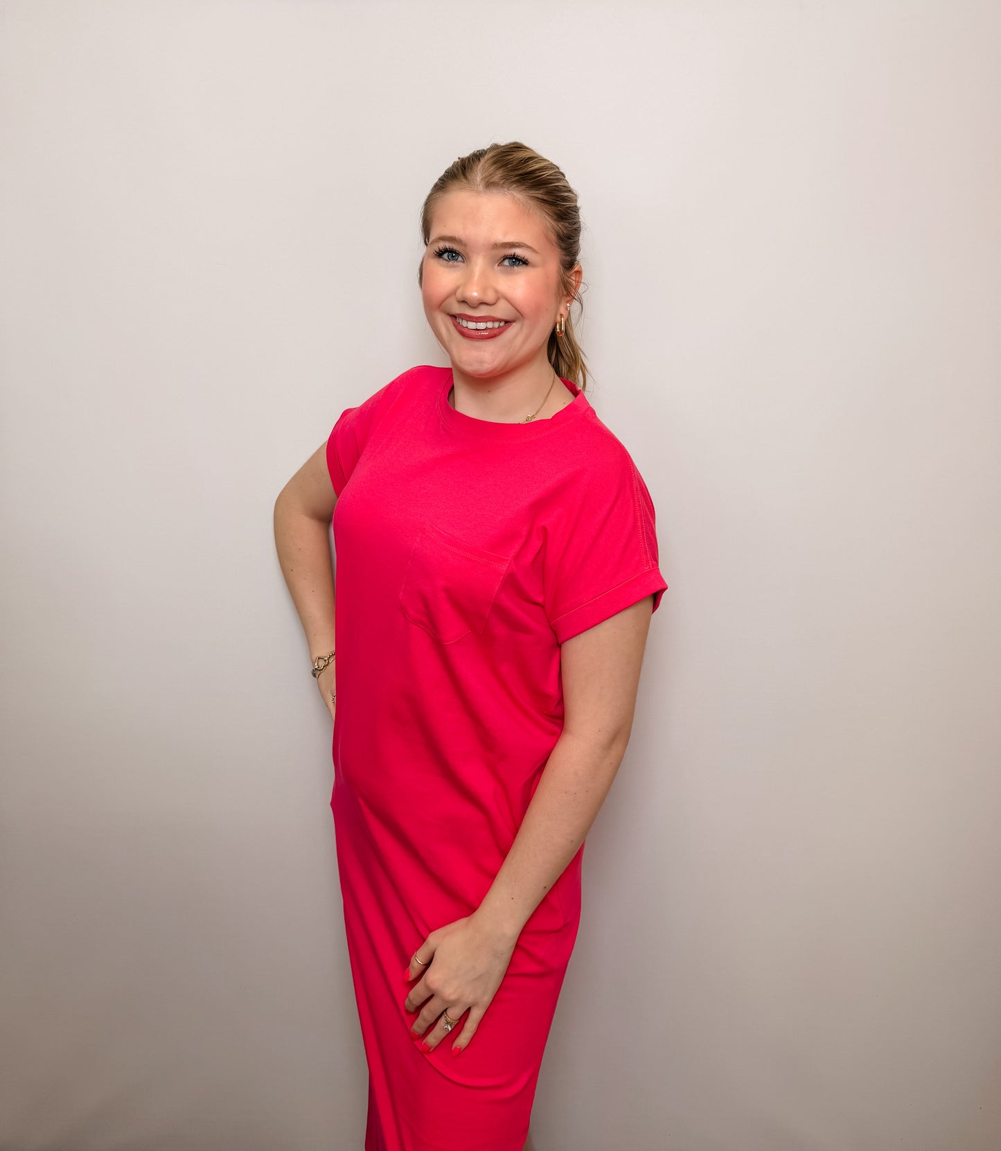 Round Neck Short Sleeve Midi Dress