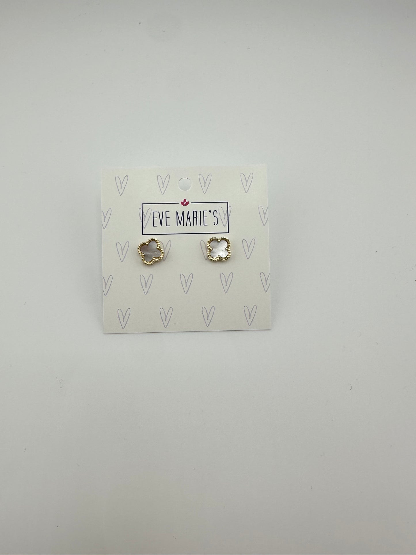 Mother of Pearl Clover Stud Earring