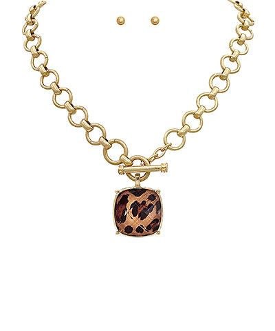 Leopard Big Stone Toggle Necklace