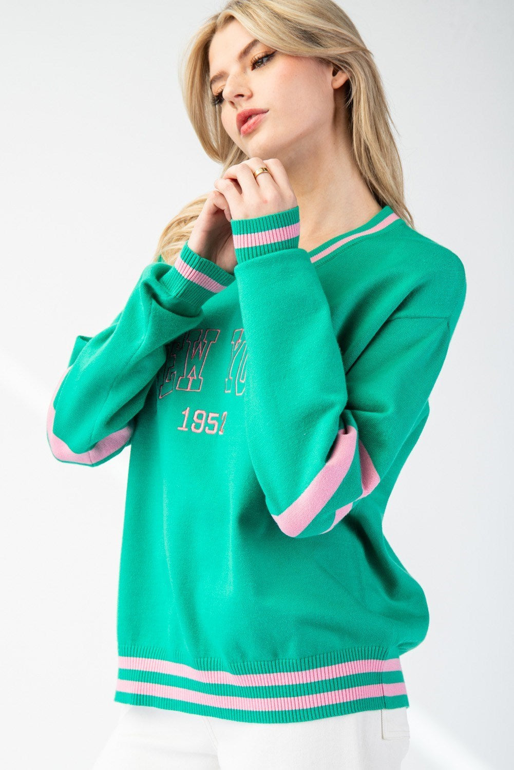 New York Varsity V-Neck Pullover