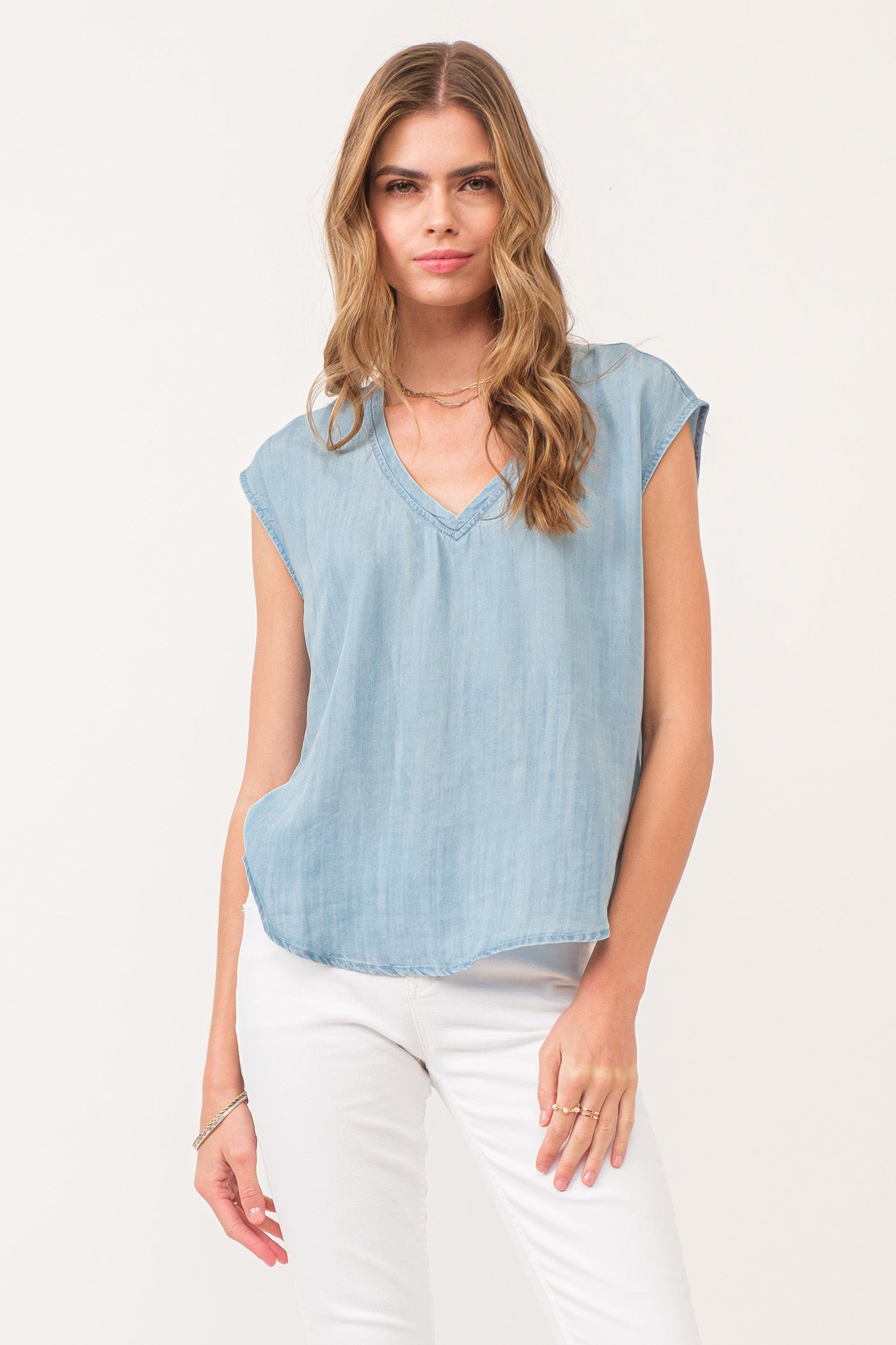 Yanis Sleeveless Top