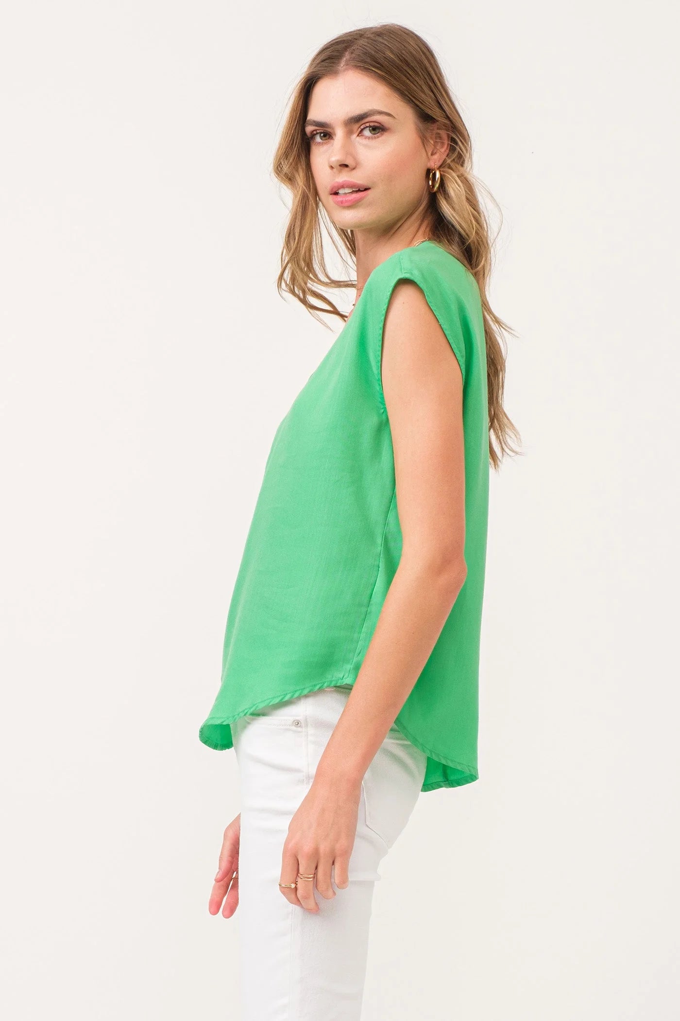 Yanis Sleeveless Top