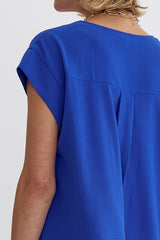Solid V-neck Short Sleeve Placket Detail Top