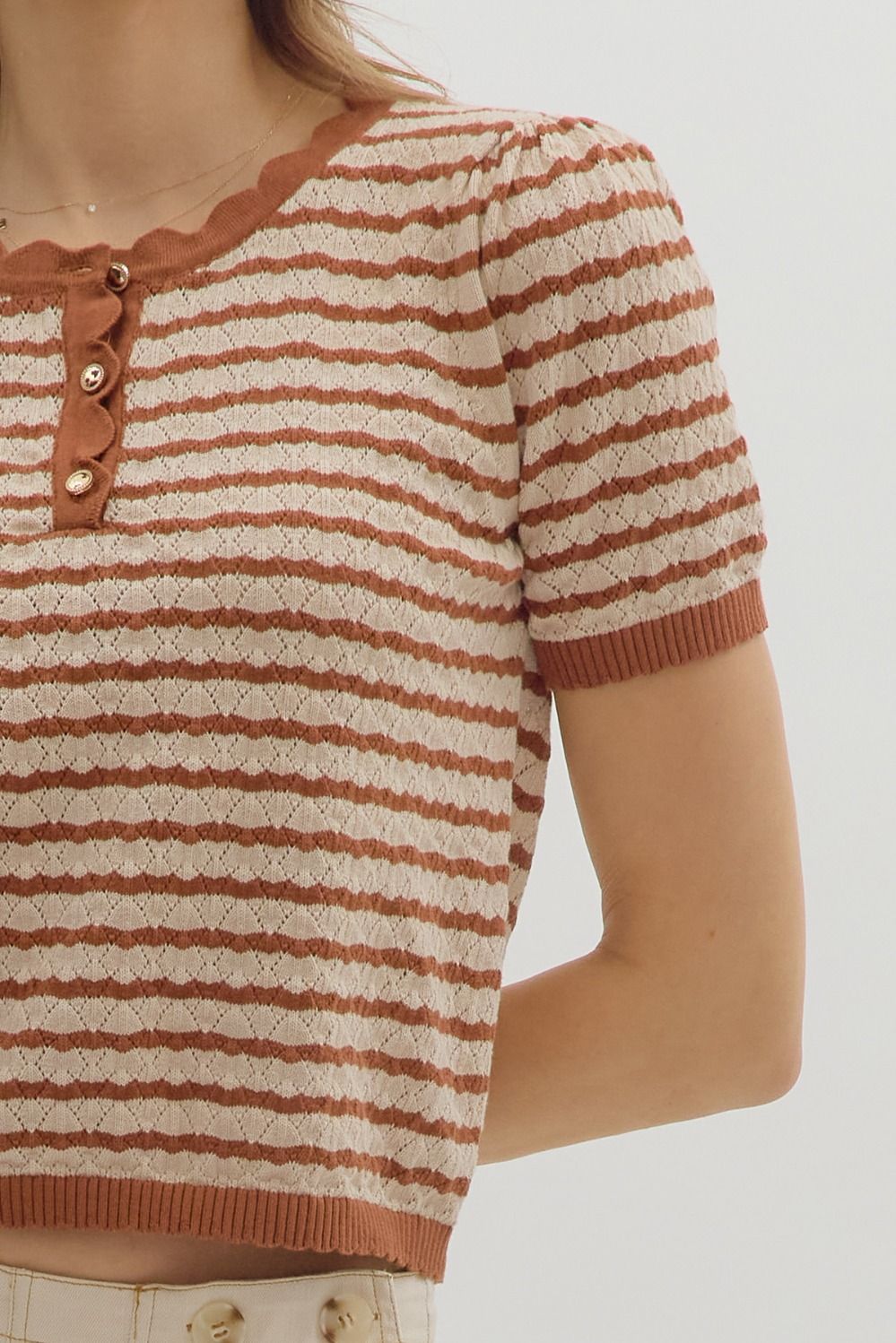 Stripe Pattern Short Sleeve Sweater Knit Top